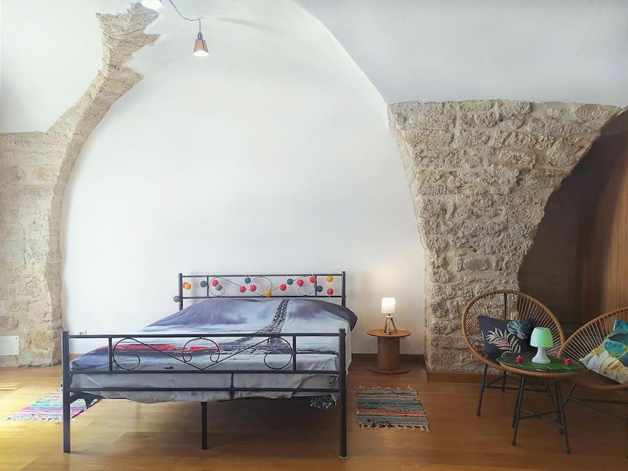 Pour Les Amoureux Des Vieilles Pierres Poussan Buitenkant foto